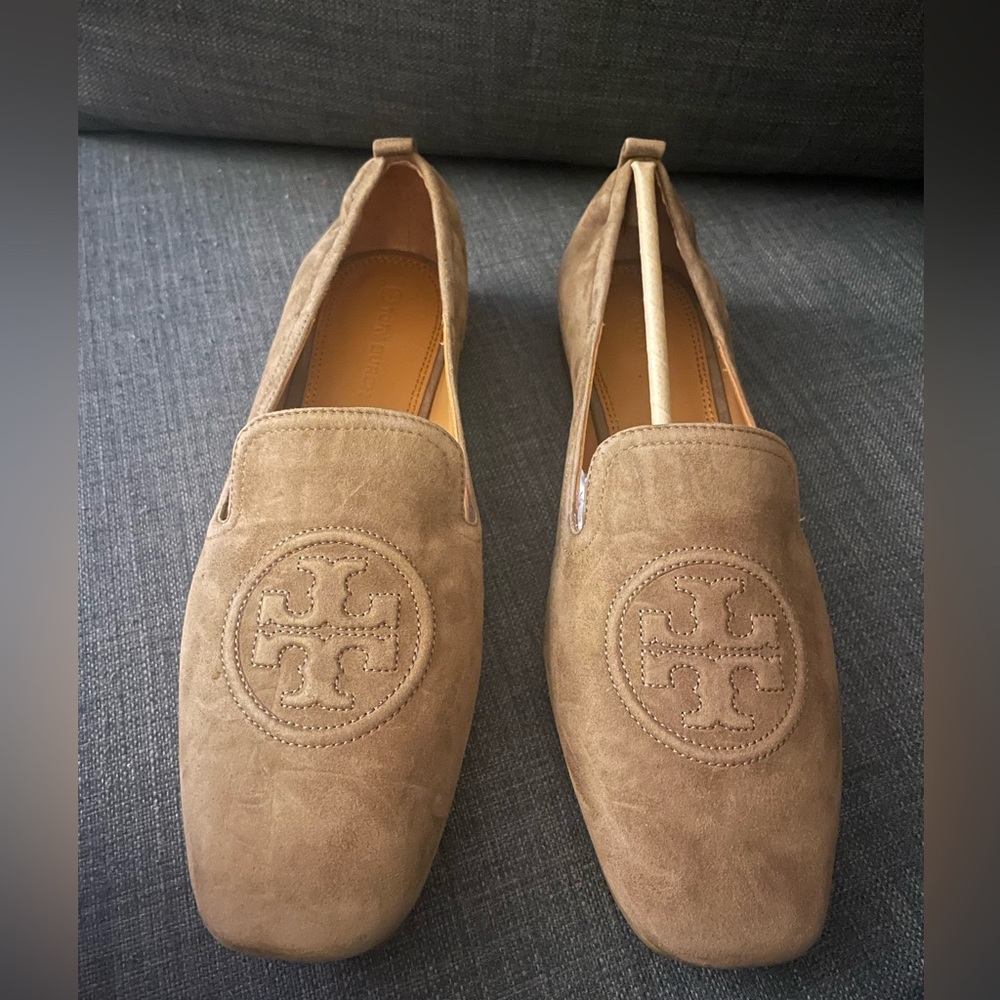 Tory Burch Size 10 Loafers - NEVER WORN